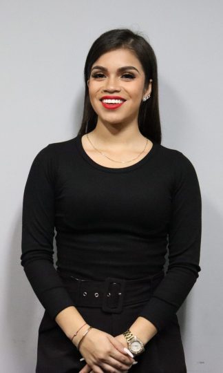 Nadia de la Cruz Hora