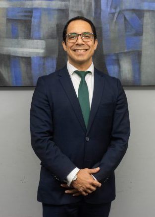 Dr. Yvo Hora Ordinola